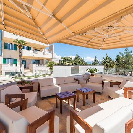 شقة Pool Terrace Sea View Sarkic نوفاليا المظهر الخارجي الصورة