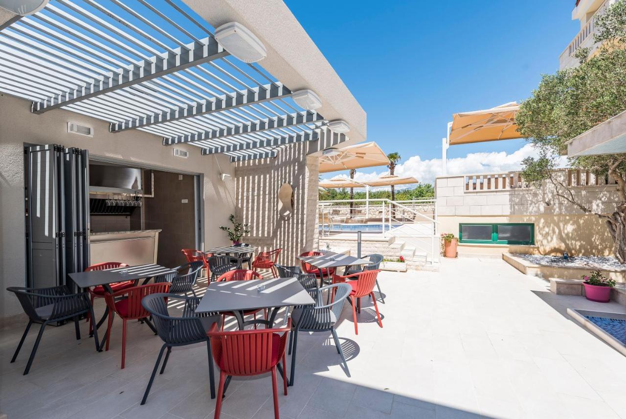 شقة Pool Terrace Sea View Sarkic نوفاليا المظهر الخارجي الصورة