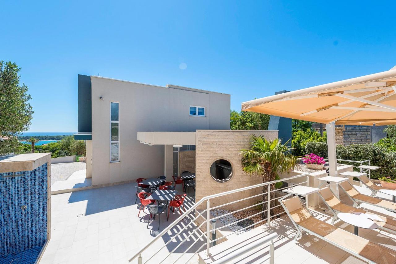 شقة Pool Terrace Sea View Sarkic نوفاليا المظهر الخارجي الصورة