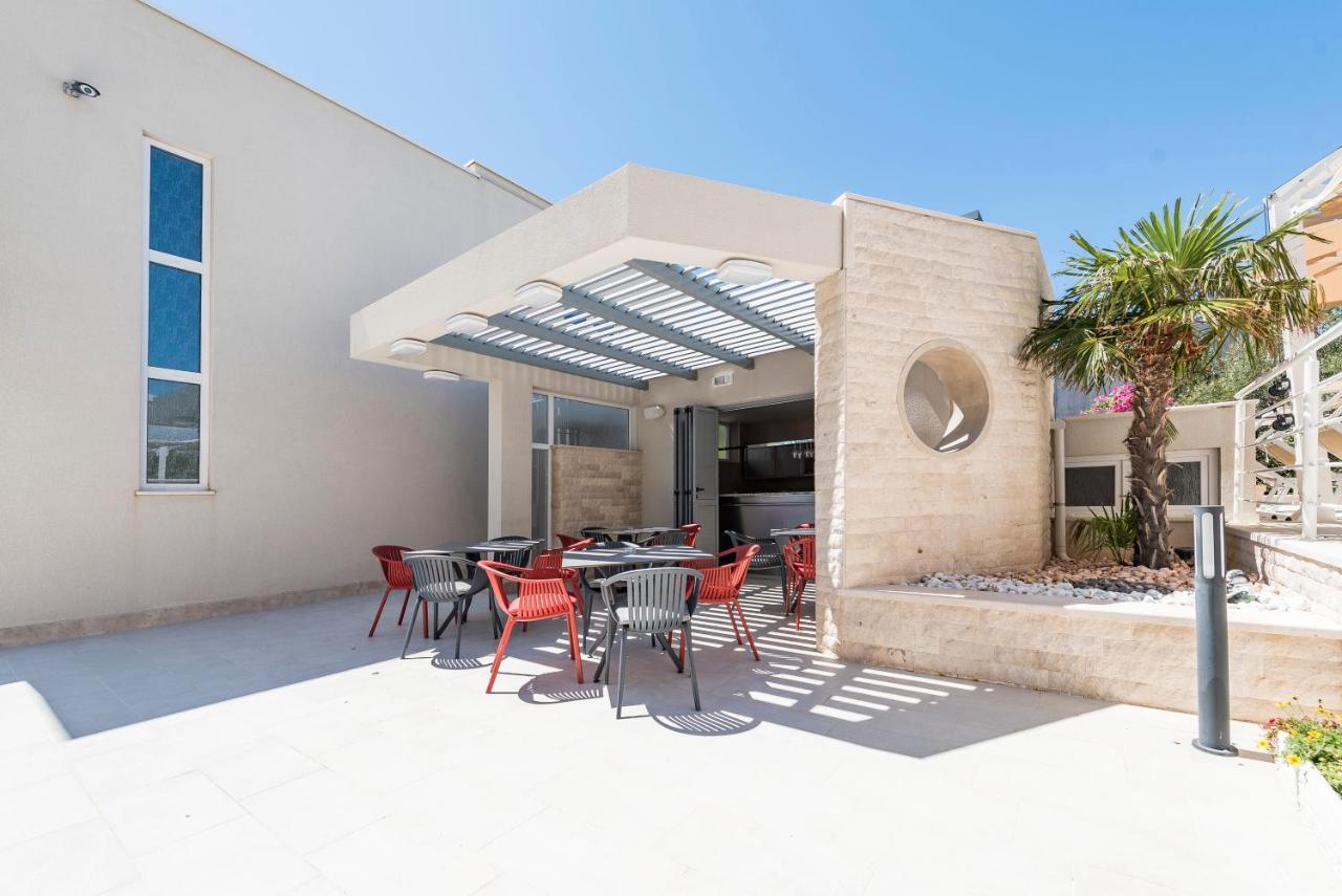 شقة Pool Terrace Sea View Sarkic نوفاليا المظهر الخارجي الصورة