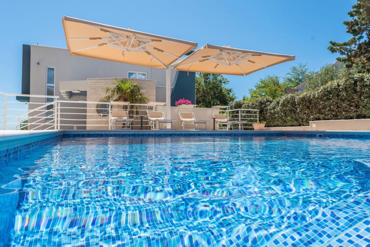 شقة Pool Terrace Sea View Sarkic نوفاليا المظهر الخارجي الصورة