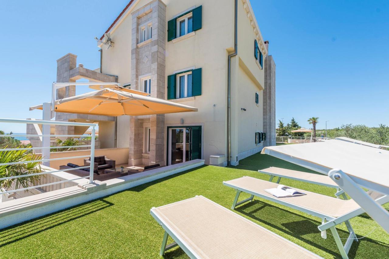 شقة Pool Terrace Sea View Sarkic نوفاليا المظهر الخارجي الصورة