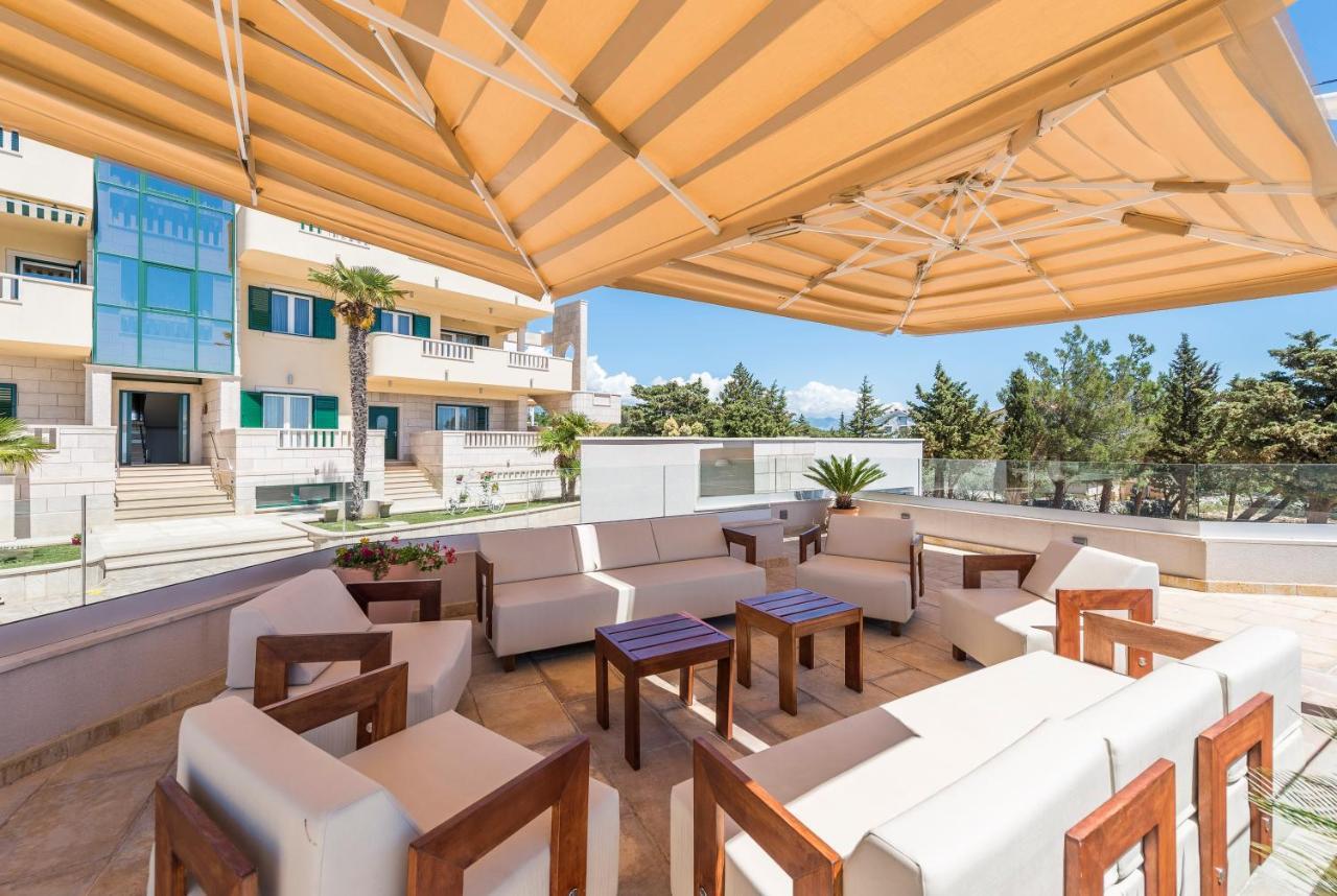 شقة Pool Terrace Sea View Sarkic نوفاليا المظهر الخارجي الصورة